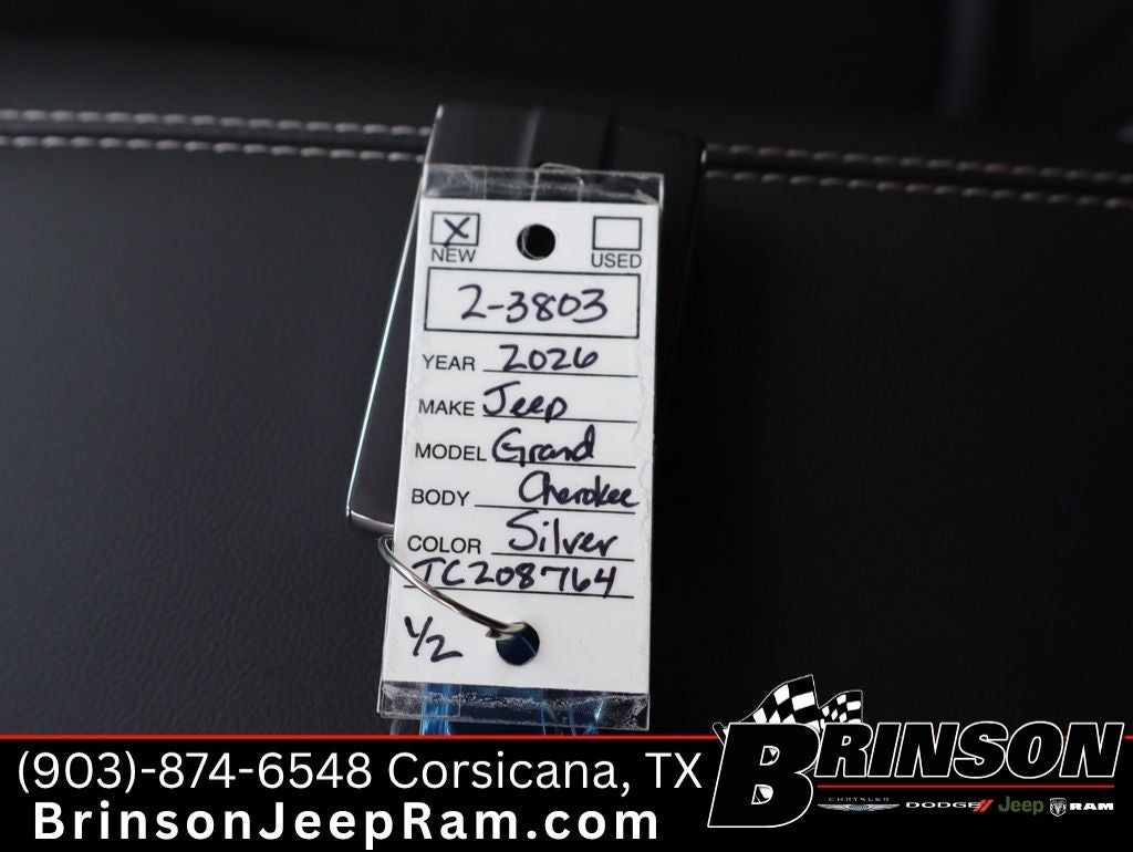 2026 Jeep Grand Cherokee GRAND CHEROKEE LAREDO ALTITUDE 4X2