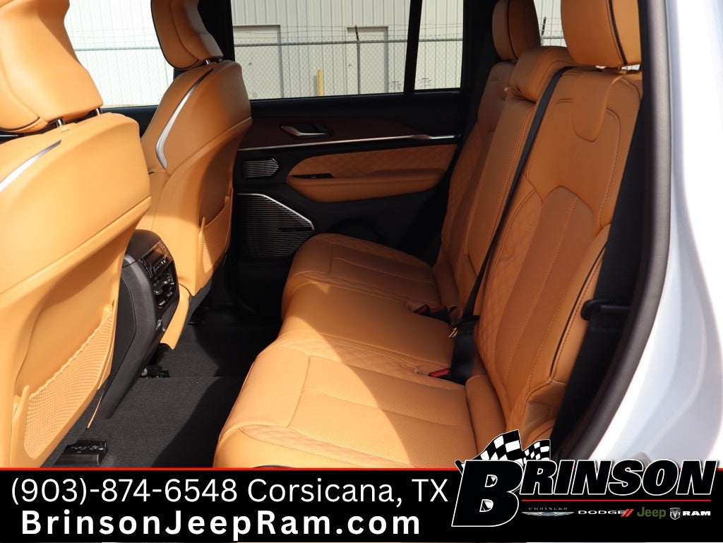 2025 Jeep Grand Cherokee GRAND CHEROKEE SUMMIT 4X4