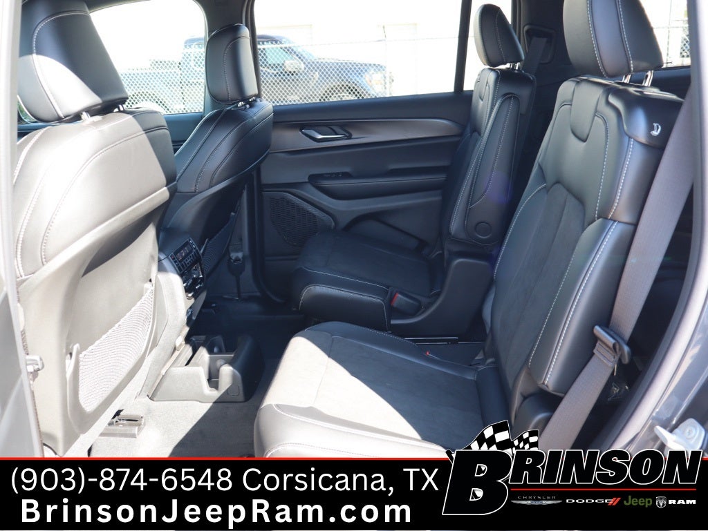 2025 Jeep Grand Cherokee GRAND CHEROKEE L ALTITUDE X 4X2