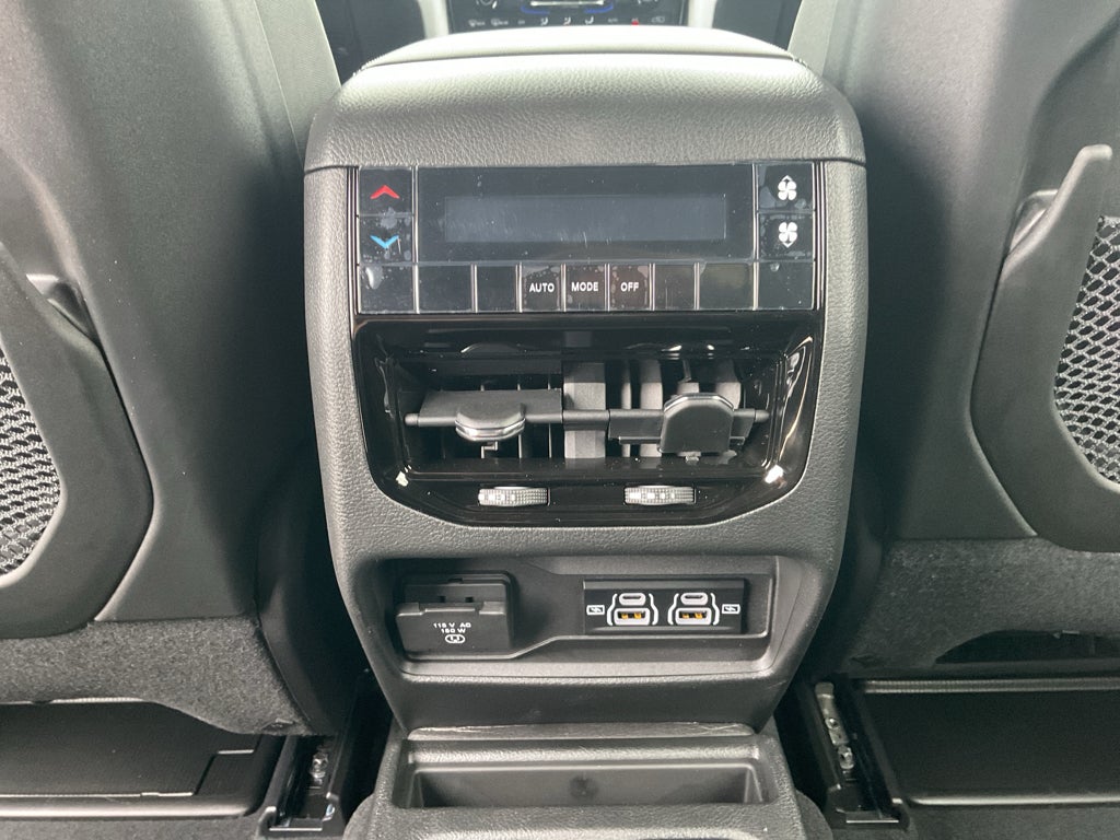 2025 Jeep Grand Cherokee GRAND CHEROKEE L ALTITUDE X 4X2