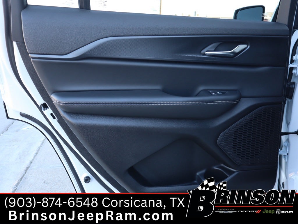 2025 Jeep Grand Cherokee GRAND CHEROKEE L ALTITUDE X 4X2