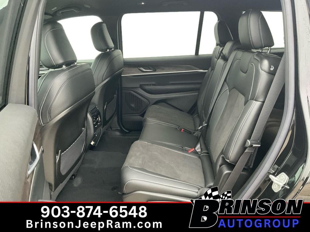 2026 Jeep Grand Cherokee GRAND CHEROKEE L LAREDO ALTITUDE 4X2