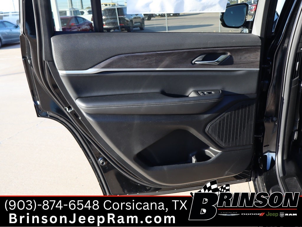 2025 Jeep Grand Cherokee GRAND CHEROKEE L LIMITED 4X2