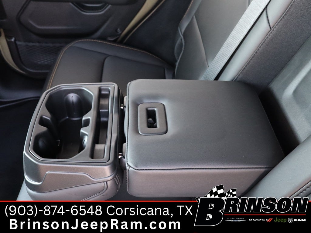 2025 Jeep Wrangler WRANGLER 4-DOOR RUBICON 392