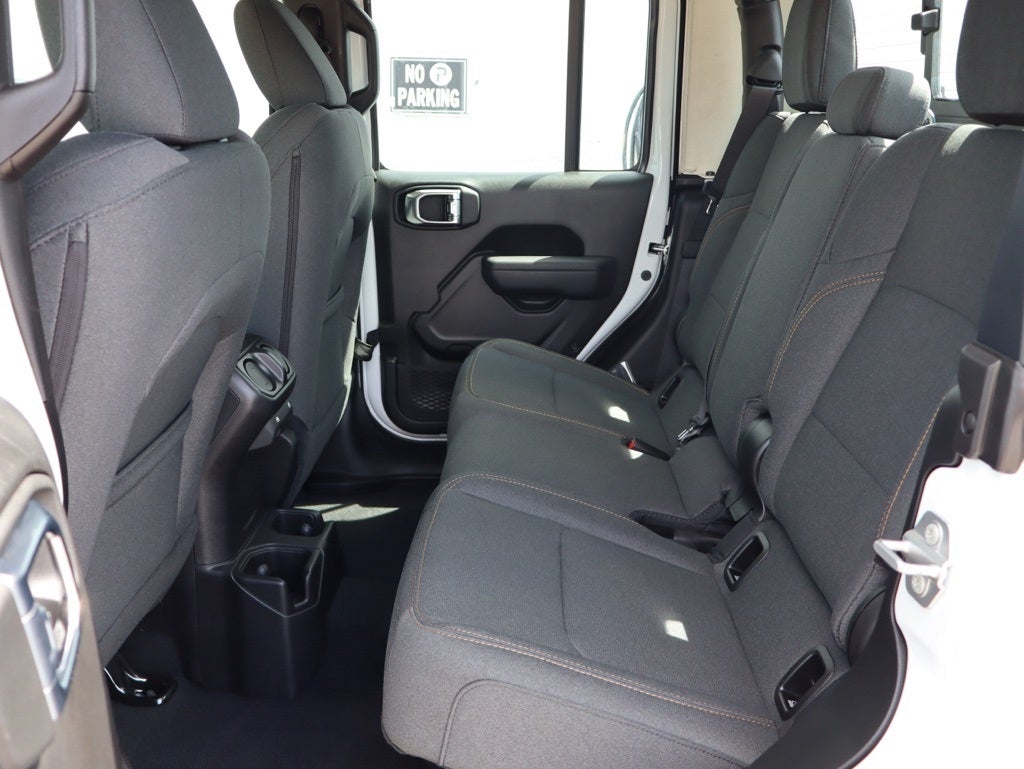 2025 Jeep Gladiator GLADIATOR SPORT 4X4