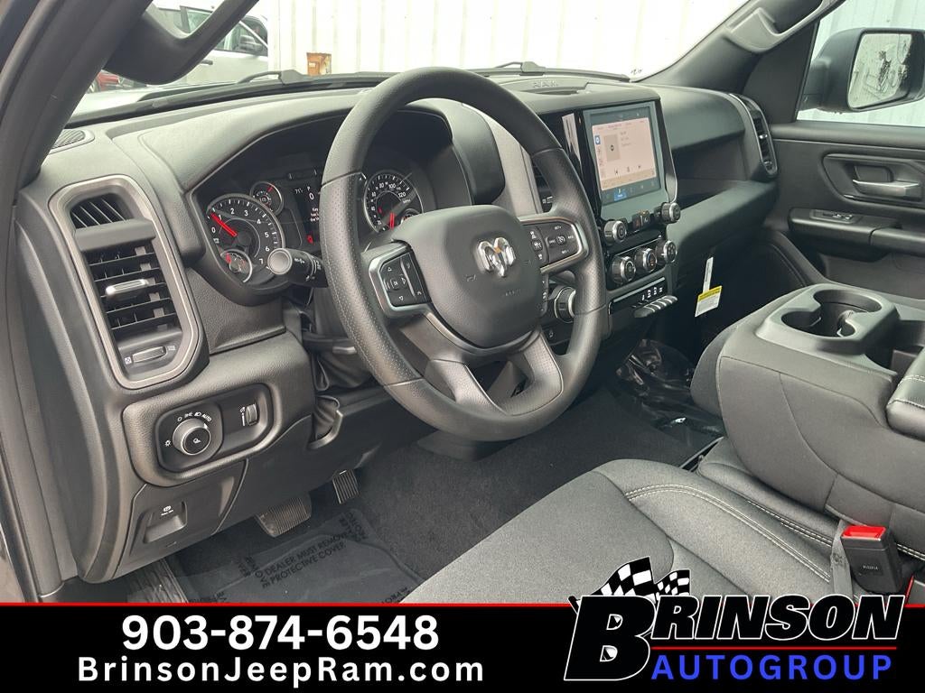 2026 RAM Ram 1500 RAM 1500 TRADESMAN CREW CAB 4X2 5'7' BOX