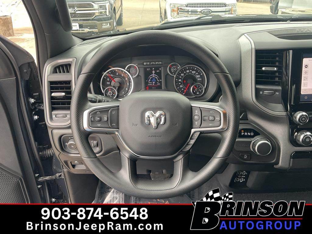 2026 RAM Ram 1500 RAM 1500 TRADESMAN CREW CAB 4X2 5'7' BOX