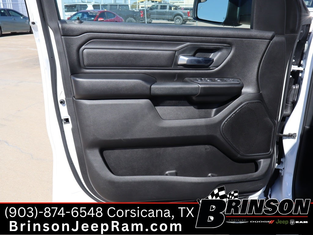 2025 RAM 1500 Tradesman Crew Cab 4x4 5'7' Box