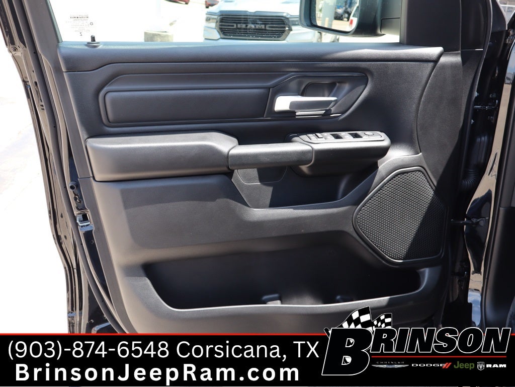 2025 RAM Ram 1500 RAM 1500 TRADESMAN CREW CAB 4X4 5'7' BOX