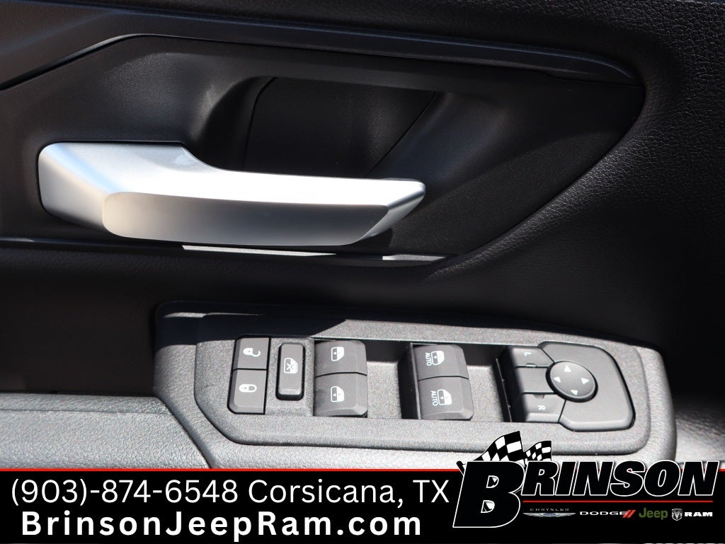 2025 RAM Ram 1500 RAM 1500 TRADESMAN CREW CAB 4X4 5'7' BOX