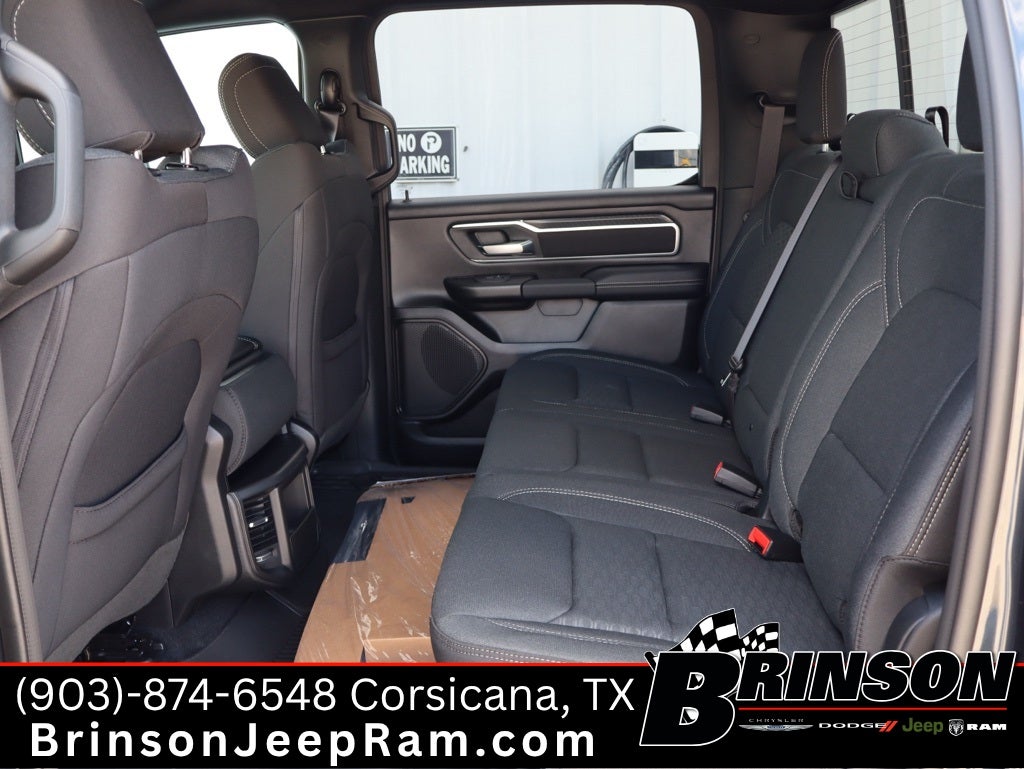 2026 RAM Ram 1500 RAM 1500 LONE STAR CREW CAB 4X4 5'7' BOX