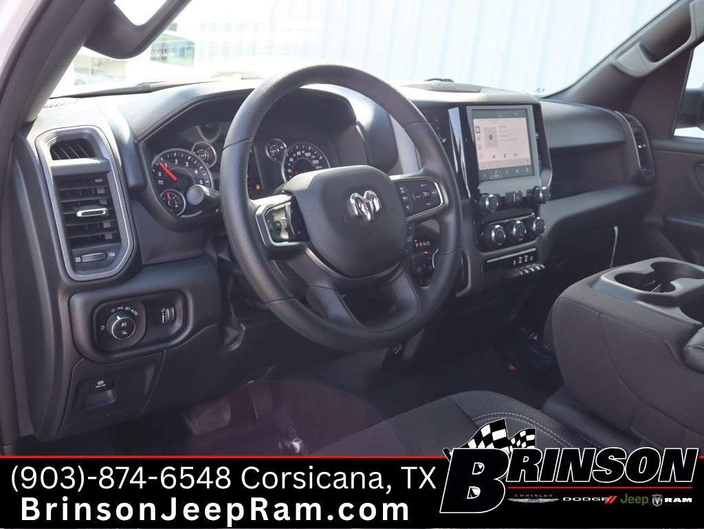 2026 RAM Ram 1500 RAM 1500 EXPRESS CREW CAB 4X4 5'7' BOX