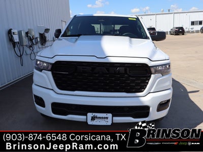 2026 RAM Ram 1500 RAM 1500 EXPRESS CREW CAB 4X4 5'7' BOX