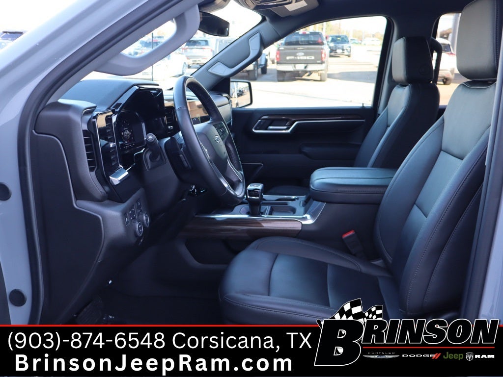 2024 Chevrolet Silverado 1500 4WD Crew Cab Short Bed RST