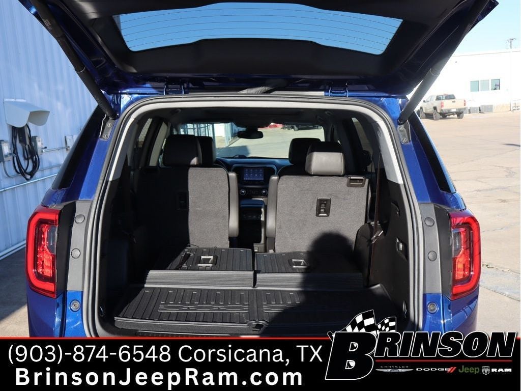 2023 GMC Acadia AWD SLT