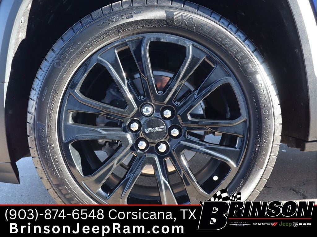 2023 GMC Acadia AWD SLT