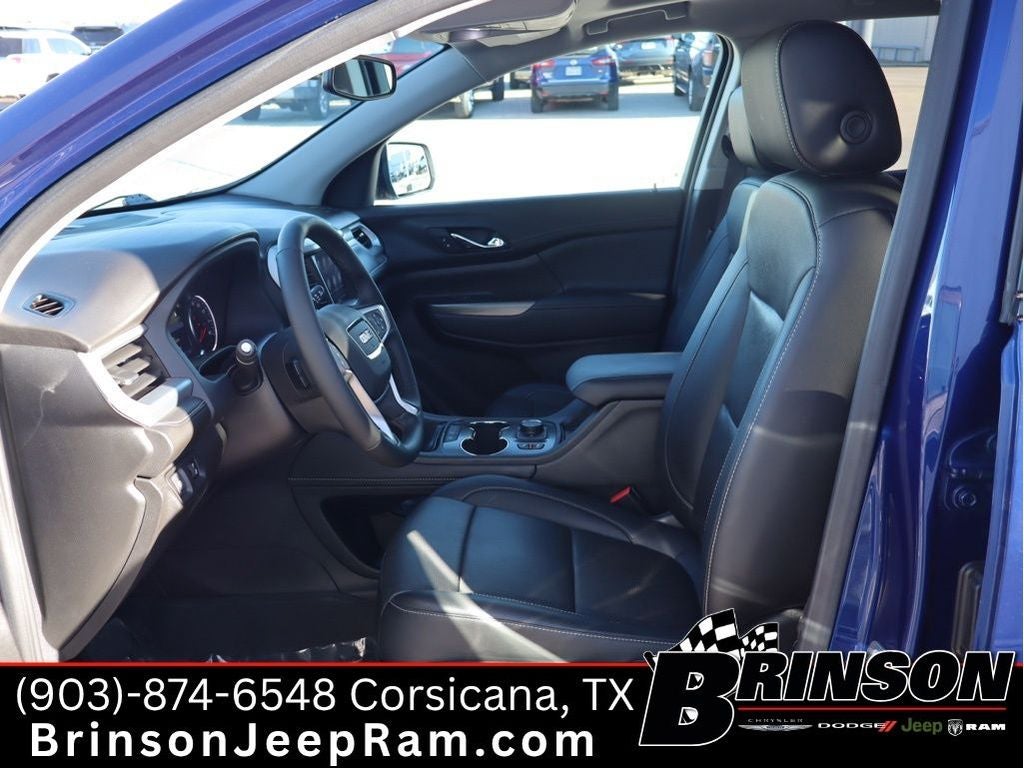 2023 GMC Acadia AWD SLT