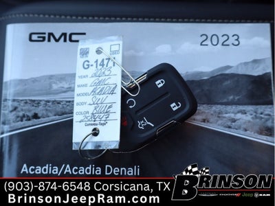 2023 GMC Acadia AWD SLT