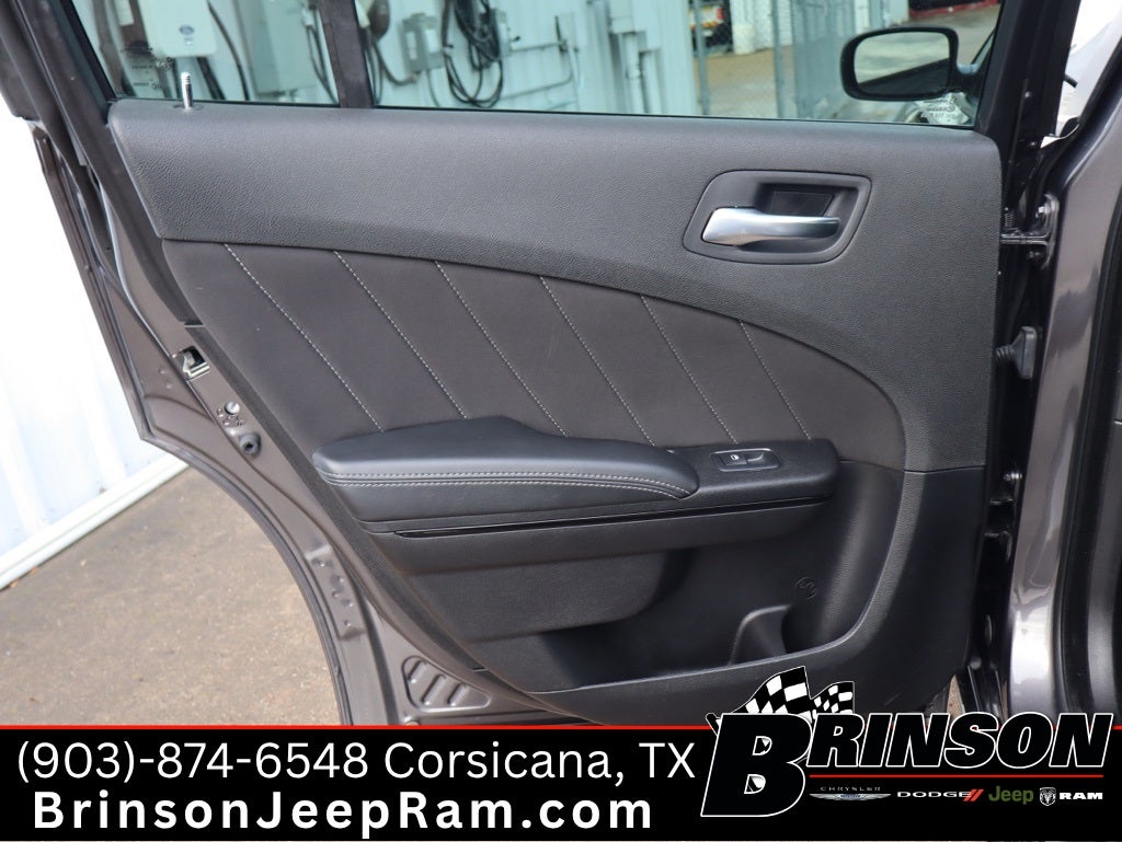 2022 Dodge Charger SXT RWD