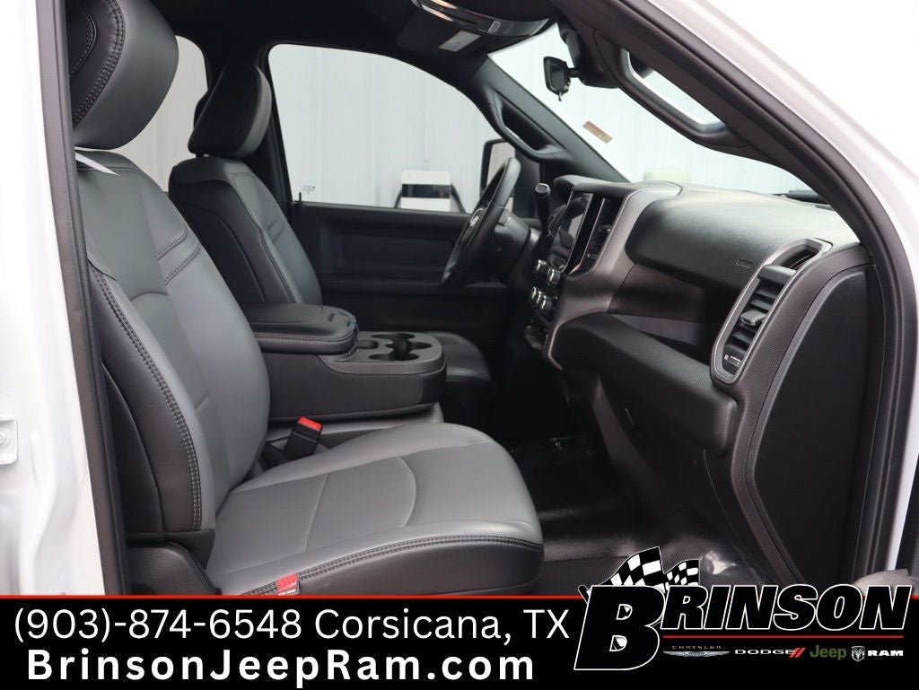 2026 RAM 3500 Tradesman Crew Cab 4x4 8' Box