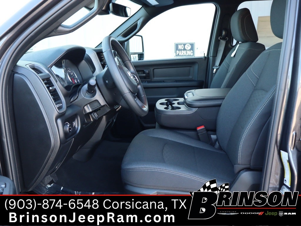 2026 RAM Ram 3500 RAM 3500 TRADESMAN CREW CAB 4X4 8' BOX