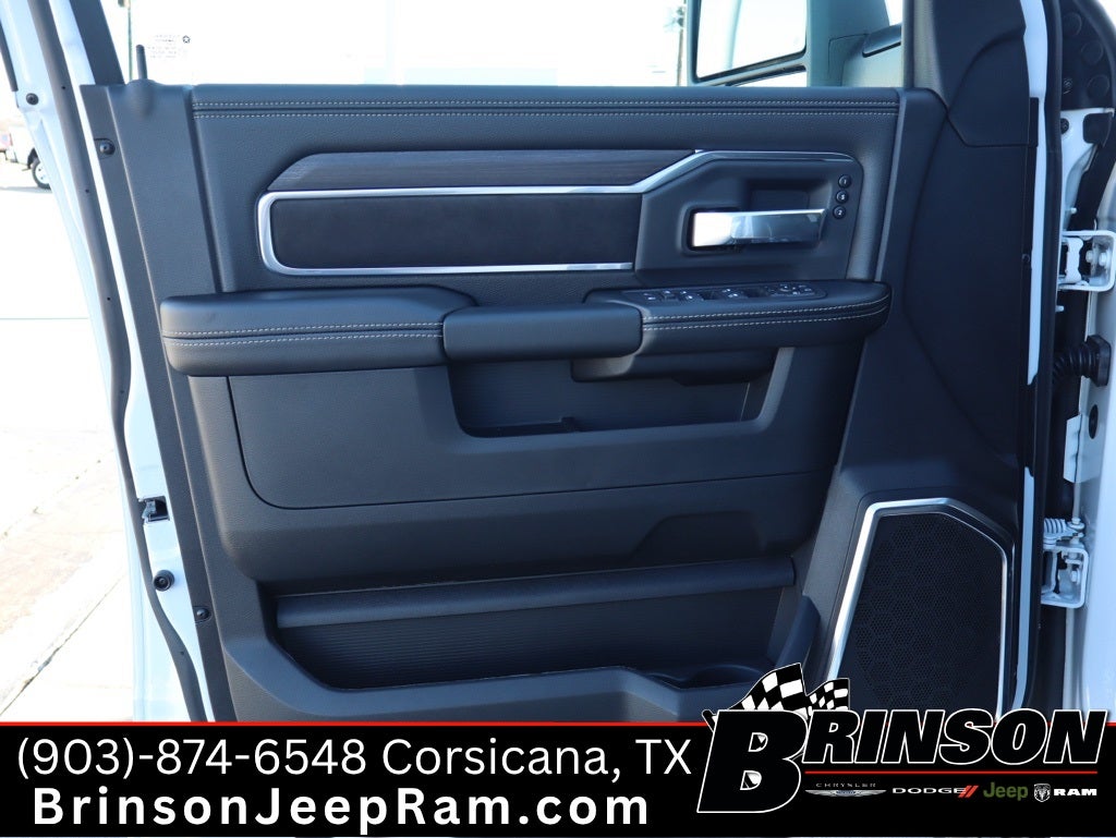 2026 RAM Ram 3500 RAM 3500 LARAMIE CREW CAB 4X4 8' BOX