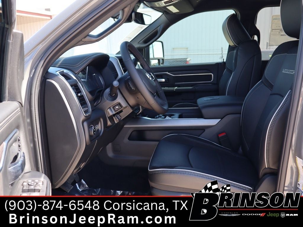 2026 RAM Ram 3500 RAM 3500 LARAMIE CREW CAB 4X4 8' BOX