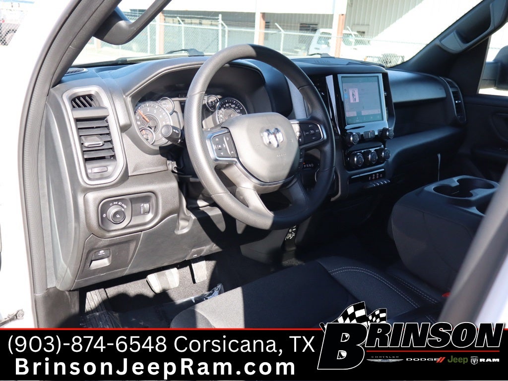 2025 RAM Ram 1500 RAM 1500 TRADESMAN CREW CAB 4X2 5'7' BOX