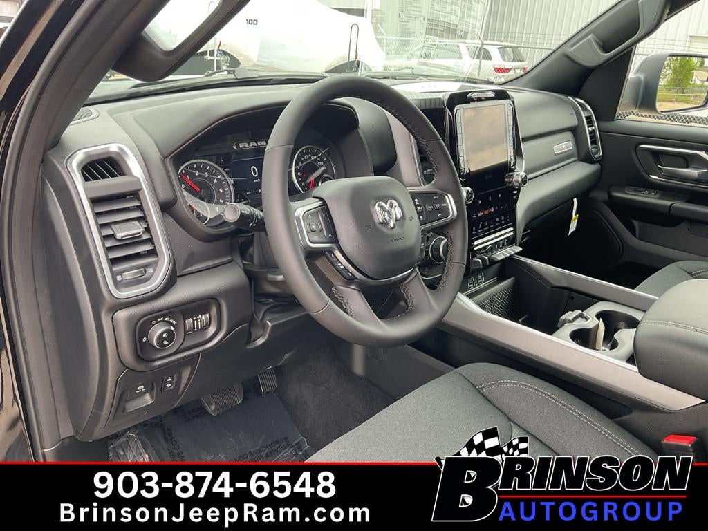 2026 RAM Ram 1500 RAM 1500 LONE STAR CREW CAB 4X4 5'7' BOX